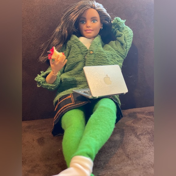 Meet your Posher, Wendy - Picture 2 of 3